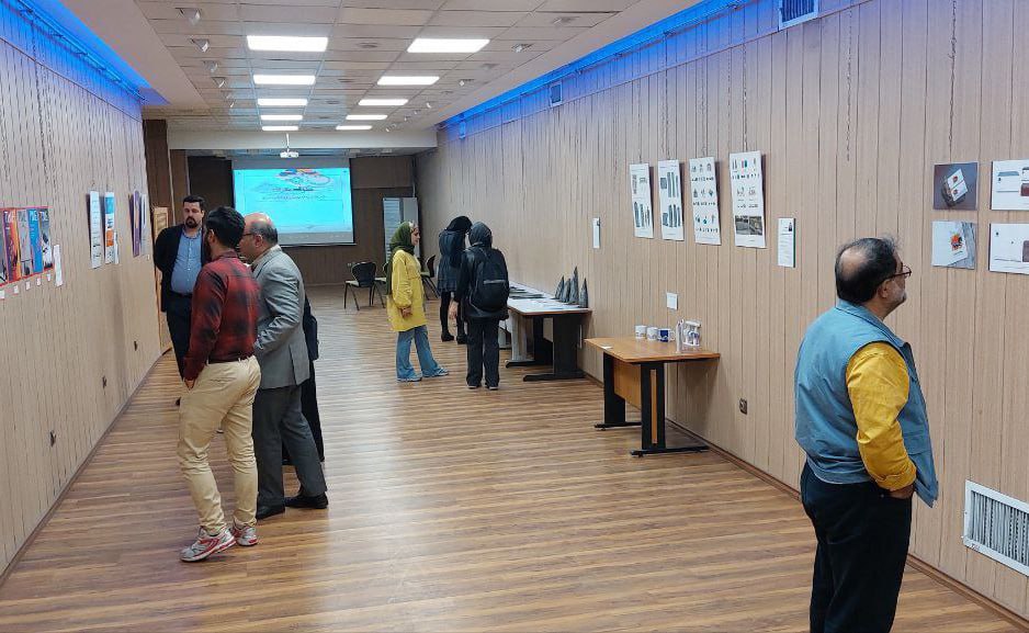 نمایشگاه پایان‌نامه‌های دانشجویان کارشناسی‌ارشد گرافیک
