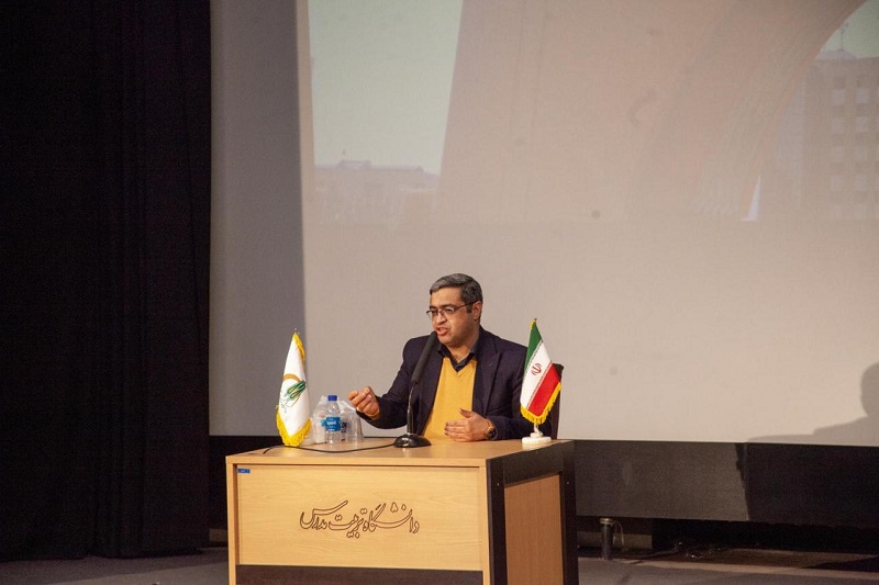 برگزاری کارگاه فرهنگی آموزشی با محوریت «خانواده، دانشگاه، موفقیت و نشاط»