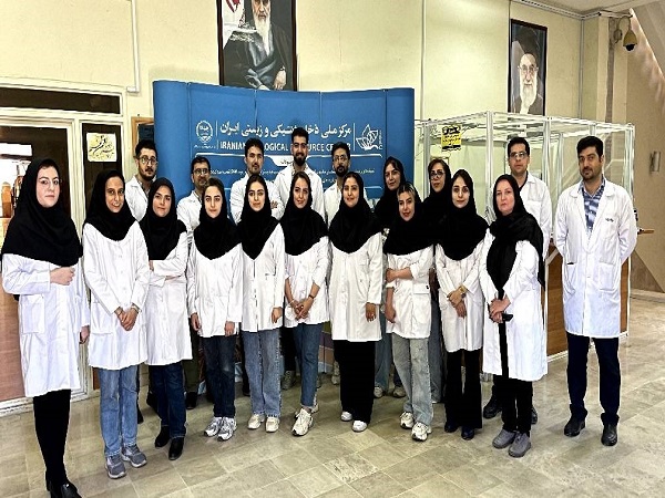 بازدید دانشجویان گروه ایمنی شناسی دانشگاه از مرکز ملی ذخائر زیستی و ژنتیکی ایران 